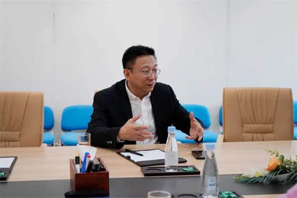 漳州廣電朱總一行蒞臨四信集團參觀調研與我司領導座談現(xiàn)場圖2